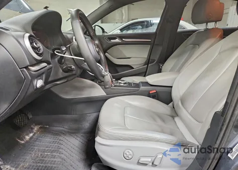 2017 Audi A3 Premium Plus z USA, uszkodzony, nr VIN WAUJ8GFF8H1060385